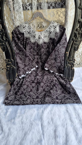 Noorika Short Kurti – Black & White Elegance