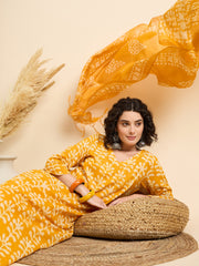 Peetambari – Mustard Handblock Suit Set