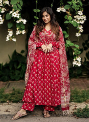 Scarlet Grace Kurta Set