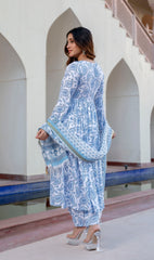 Sky Pallavi Printed Kurta Set