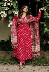 Scarlet Grace Kurta Set