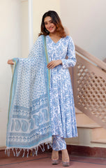 Sky Pallavi Printed Kurta Set