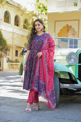 Indira – Navy Pink Suit Set